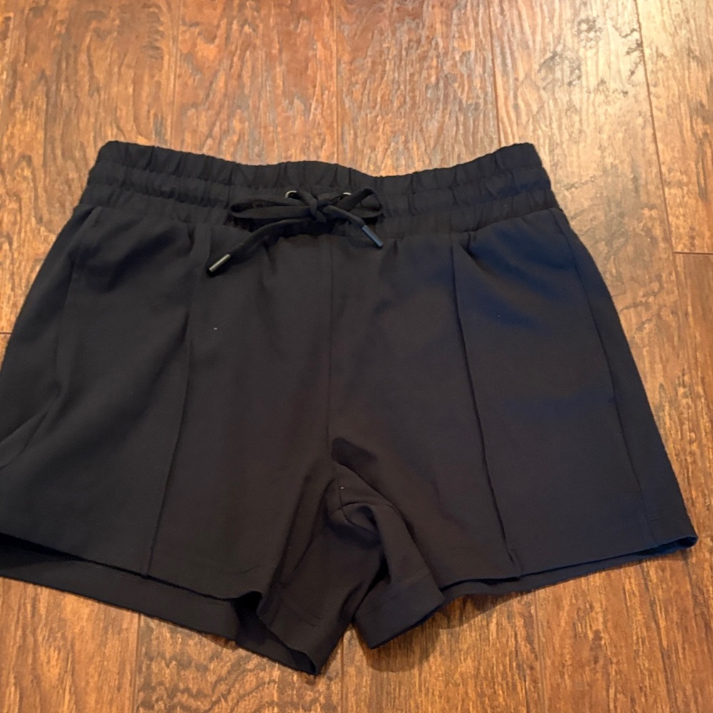 Yogalicious athletic shorts